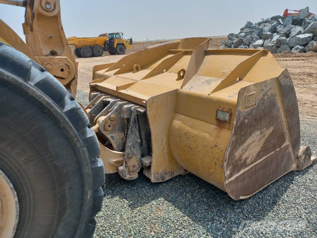 CAT 980 (EXW - Abu Dhabi) Radlader