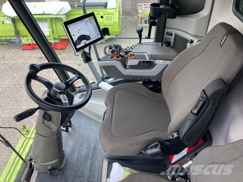 CLAAS TRION 650 Combine harvesters