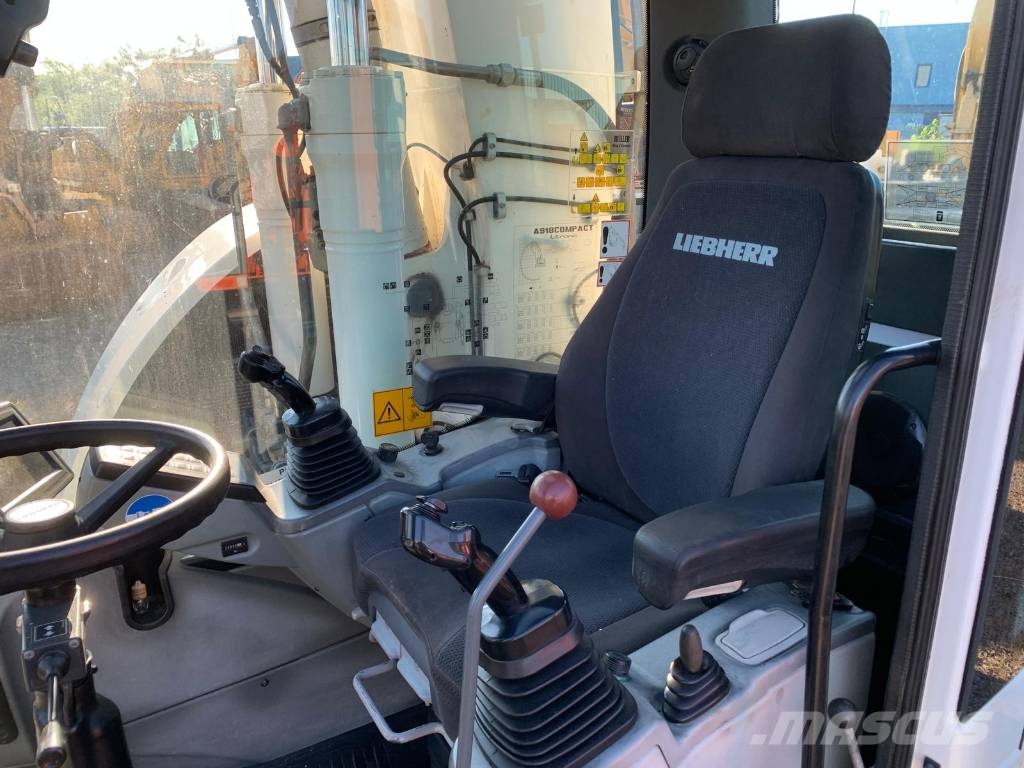 Liebherr A 918 Compact Wielgraafmachines