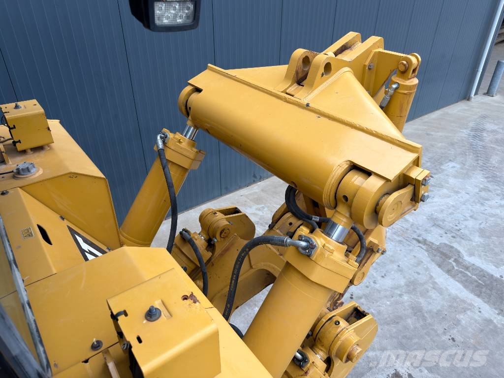 CAT D8T - CE document and TA2 Inspection available Μπουλντόζες με ερπύστριες