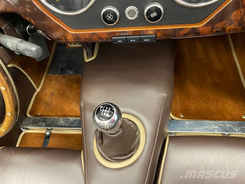 Morgan Roadster 3.7i/Ford V6 Boite manuelle endommagé Voiture
