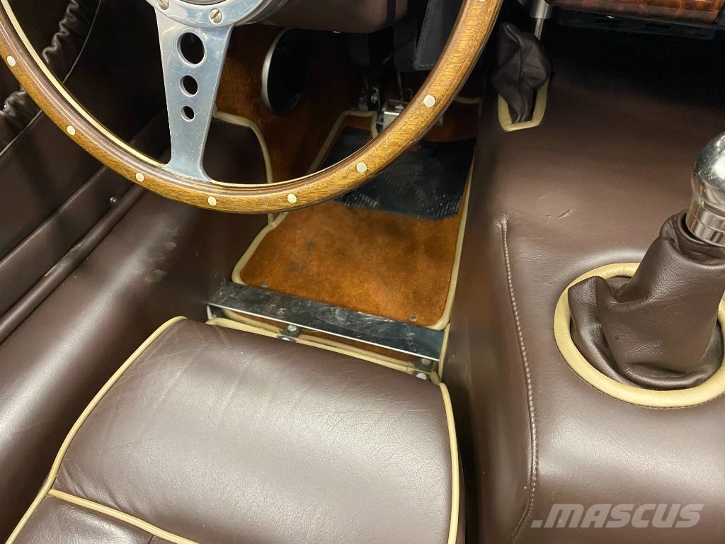 Morgan Roadster 3.7i/Ford V6 Boite manuelle endommagé Voiture