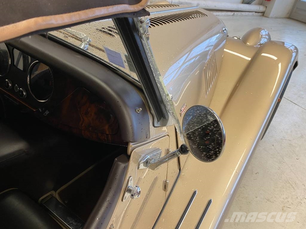 Morgan Roadster 3.7i/Ford V6 Boite manuelle endommagé Voiture