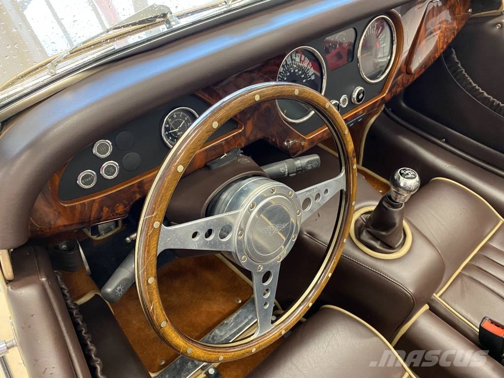 Morgan Roadster 3.7i/Ford V6 Boite manuelle endommagé Voiture