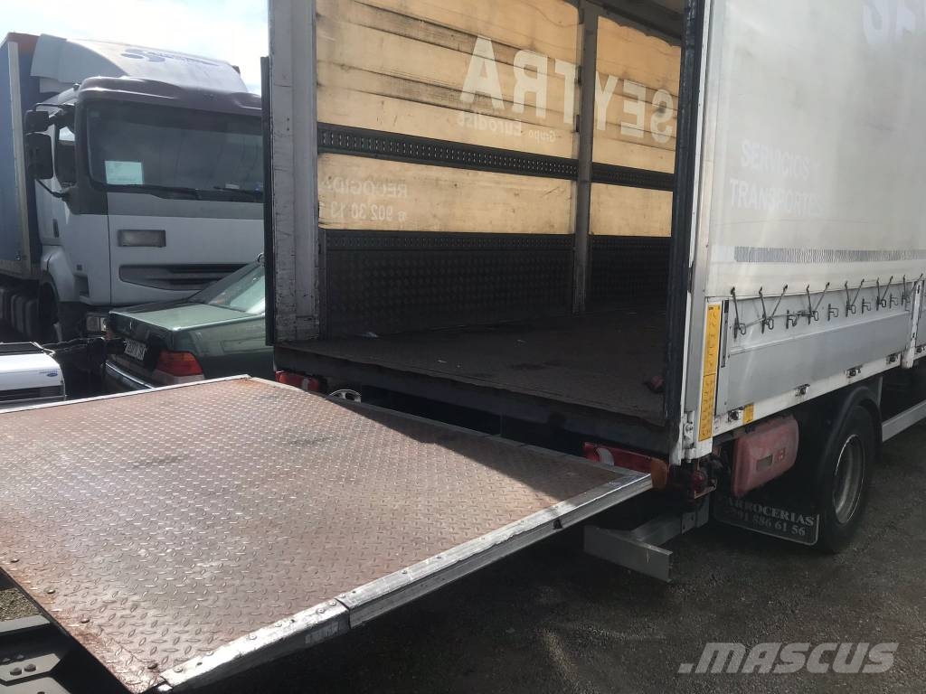 DAF LF 230 FA Camión con caja abierta