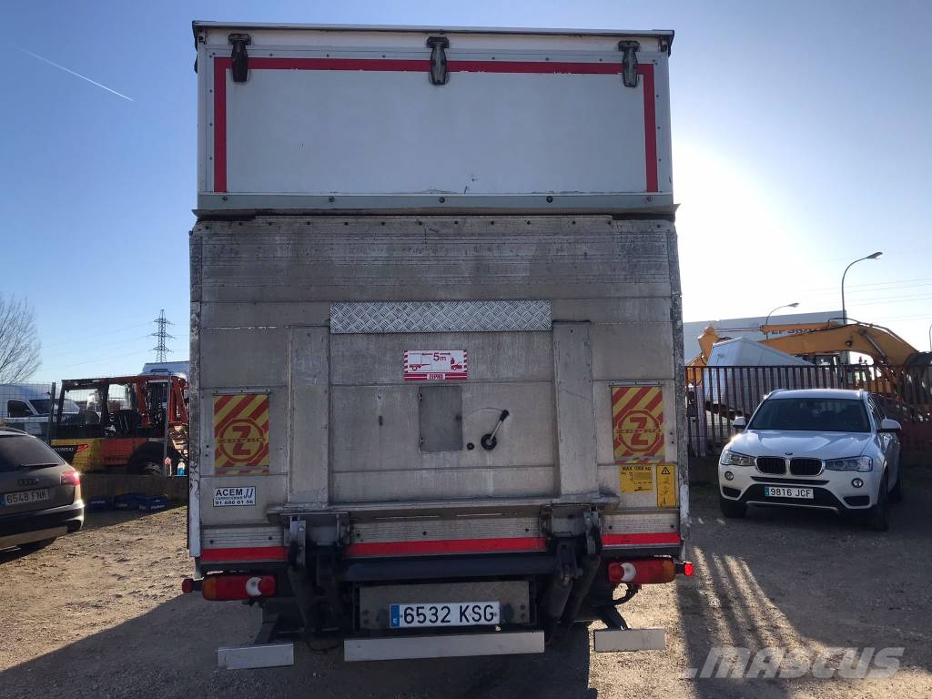 DAF LF 230 FA Camión con caja abierta