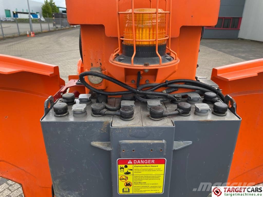 Dingli AMWP11.5-8100 Electric Vertical Mast Lift 1120cm 垂直升降工作台