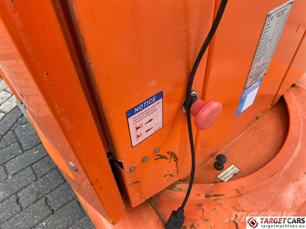Dingli AMWP11.5-8100 Electric Vertical Mast Lift 1120cm 垂直升降工作台