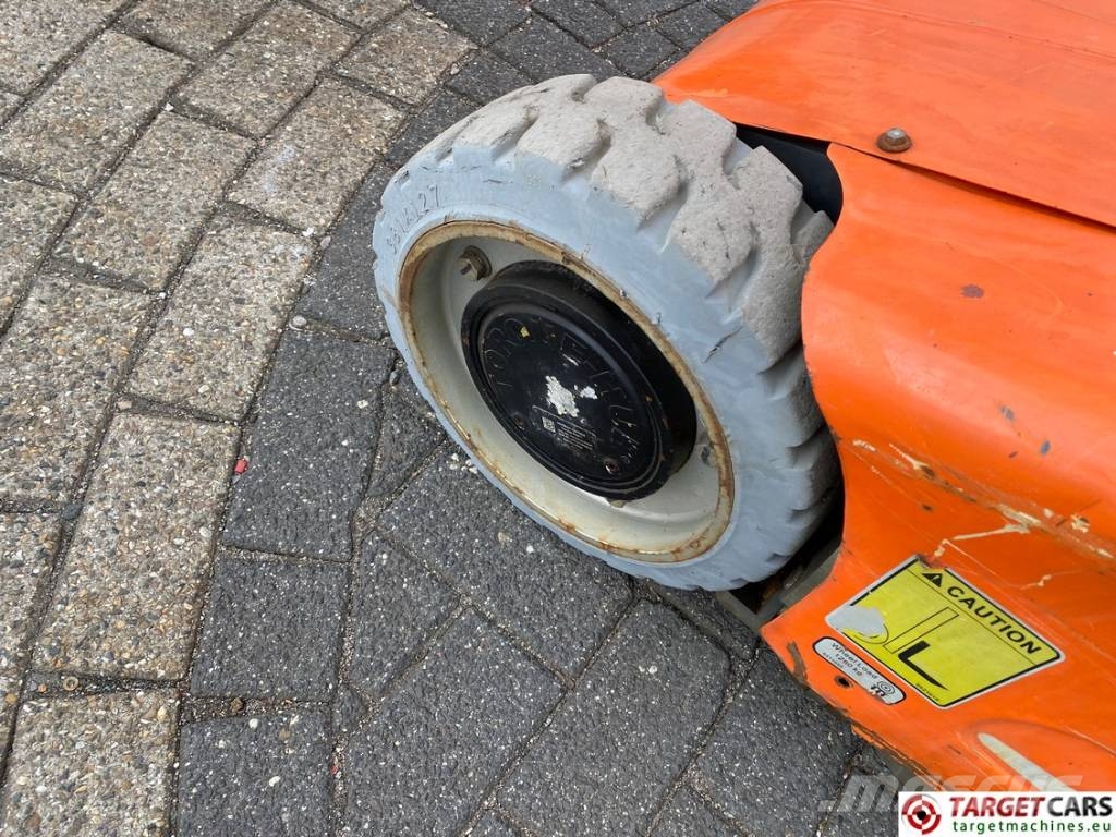 Dingli AMWP11.5-8100 Electric Vertical Mast Lift 1120cm 垂直升降工作台