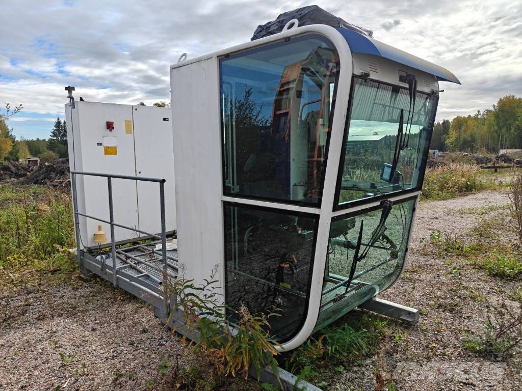 Linden Comansa 16 LC 260 - 12 ton Torninosturit