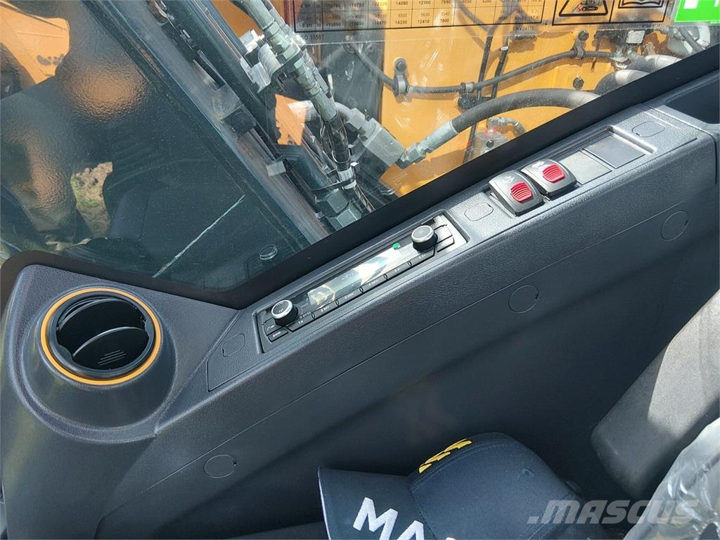 Hyundai HX140AL حفارات زحافة