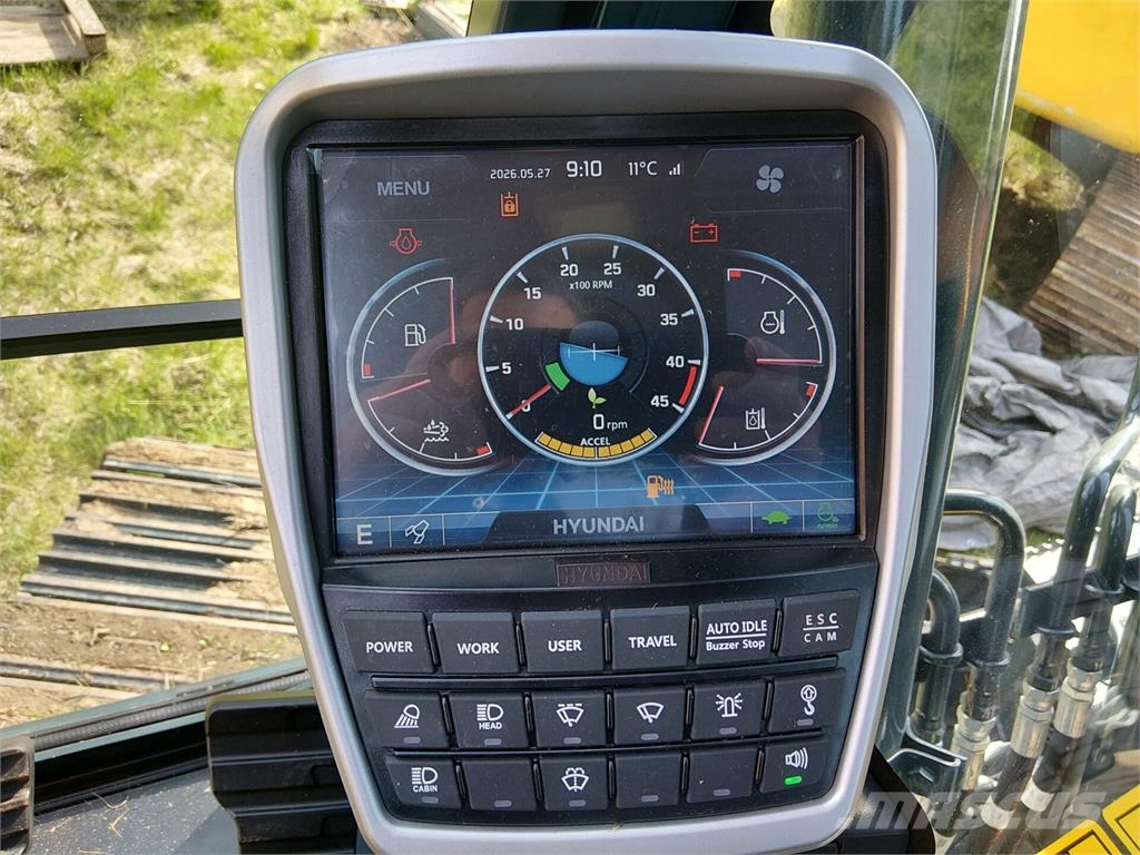 Hyundai HX140AL حفارات زحافة