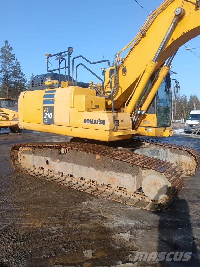 Komatsu PC 210 LC-11 履带挖掘机
