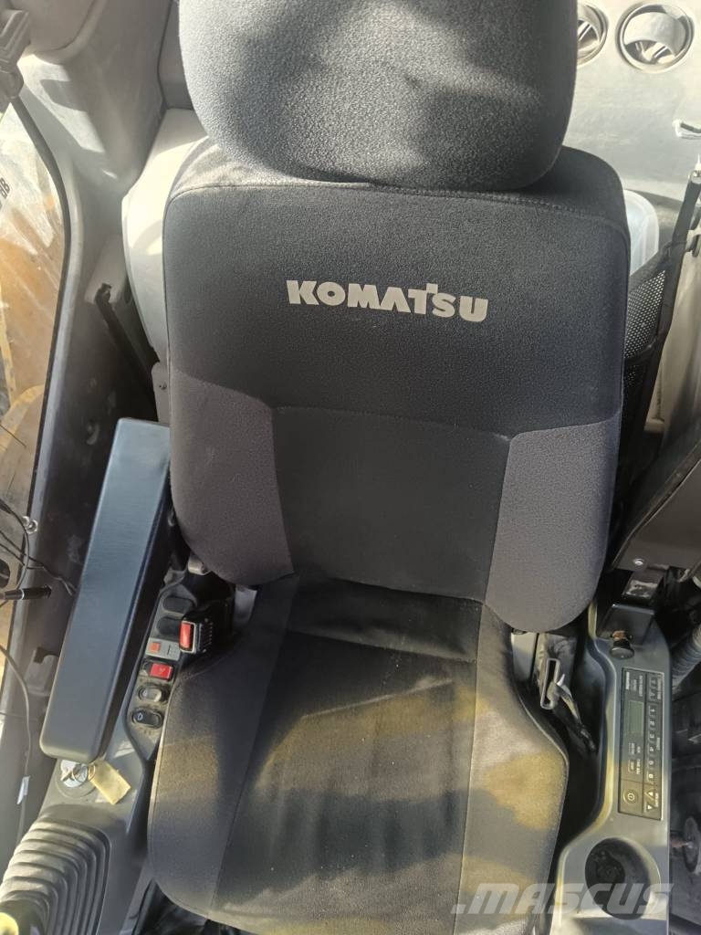 Komatsu PC 210 LC-11 履带挖掘机