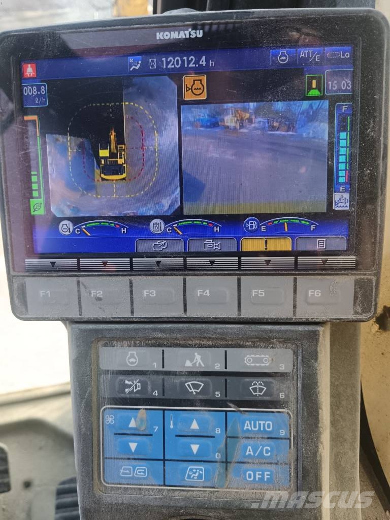 Komatsu PC 210 LC-11 履带挖掘机