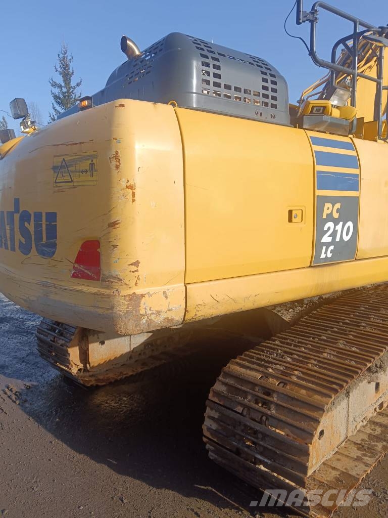 Komatsu PC 210 LC-11 履带挖掘机