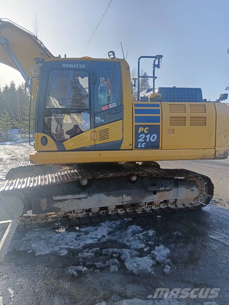Komatsu PC 210 LC-11 履带挖掘机