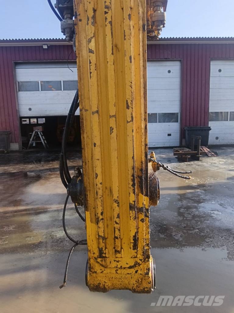 Komatsu PC 210 LC-11 履带挖掘机