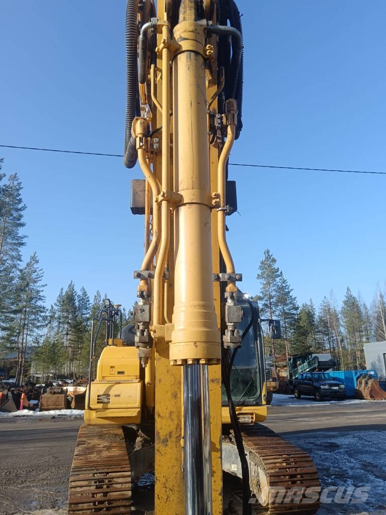 Komatsu PC 210 LC-11 履带挖掘机