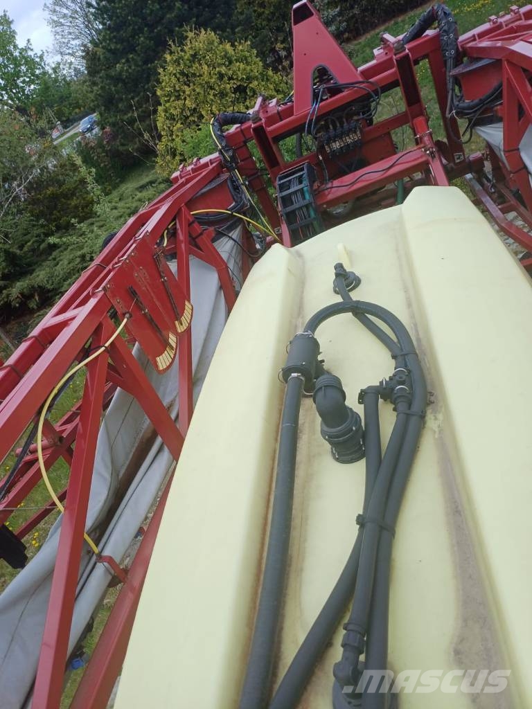 Hardi Commander 4500 Prikabinami purkštuvai