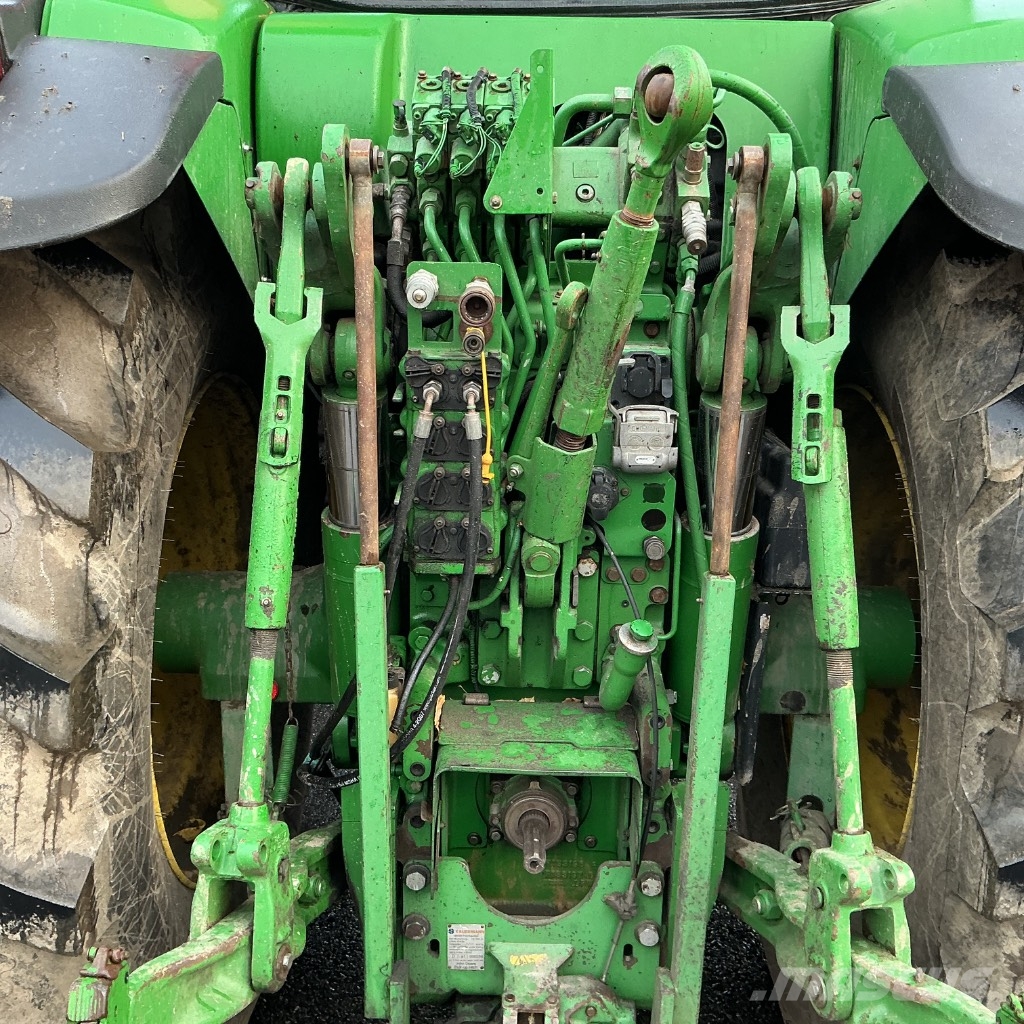 John Deere 7930 Traktorit