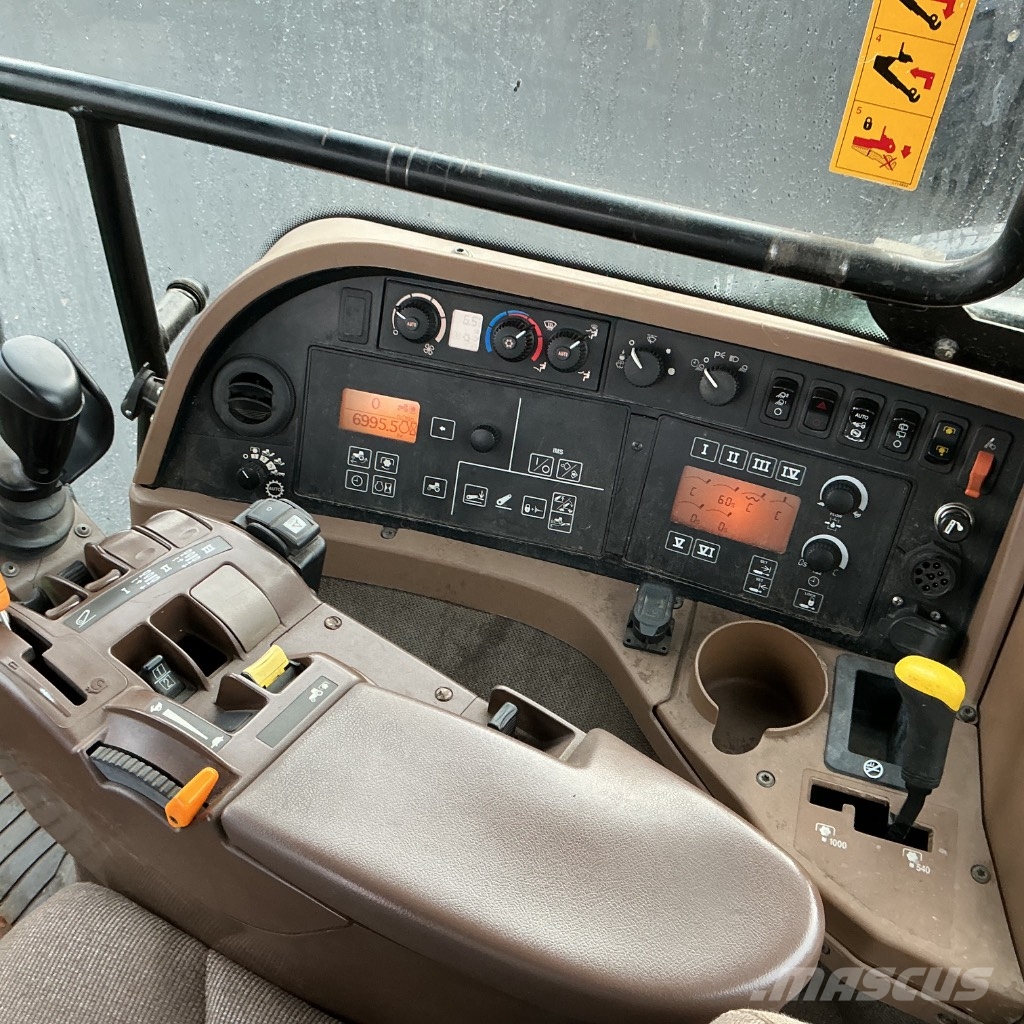 John Deere 7930 Traktorit