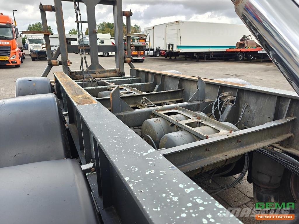 Van Hool 3B0070 Steep Charger / Vertical Charger - Radio Re Containertrailer