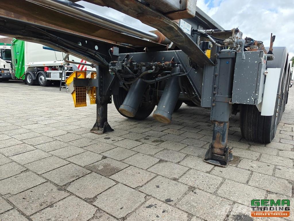 Van Hool 3B0070 Steep Charger / Vertical Charger - Radio Re Containertrailer