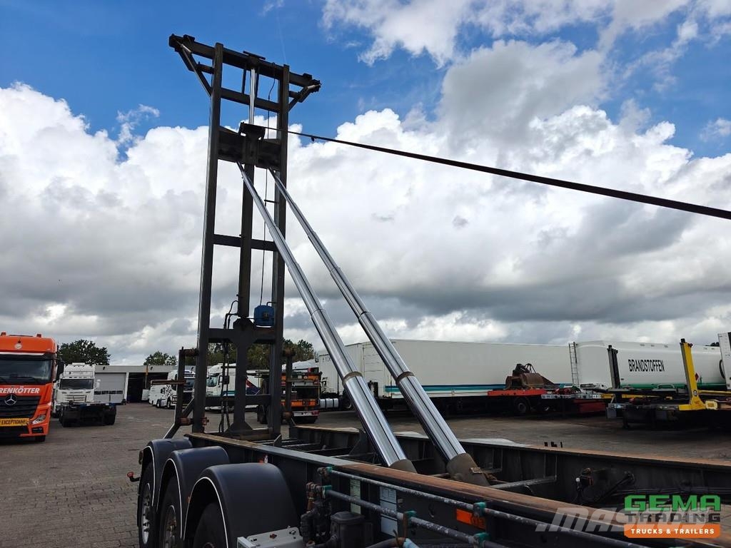 Van Hool 3B0070 Steep Charger / Vertical Charger - Radio Re Containertrailer