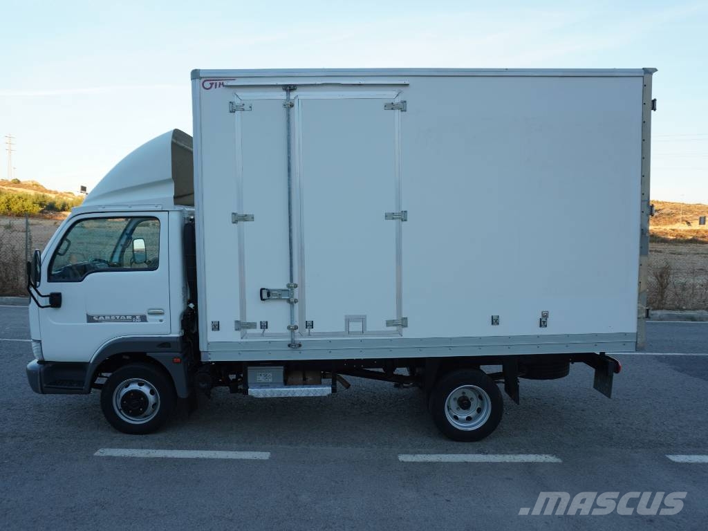 Nissan CABSTAR 120 ¡¡¡SOLO 65.000 KMS!!! Camion Fourgon
