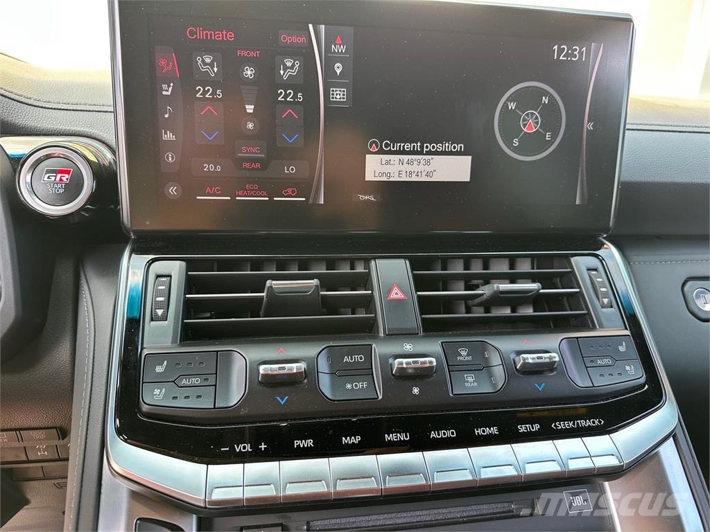 Toyota Land Cruiser VIN 466 Carros