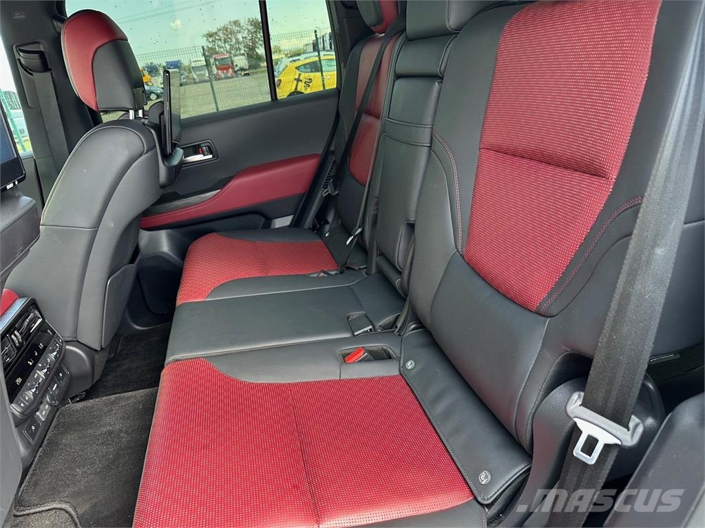 Toyota Land Cruiser VIN 466 Carros