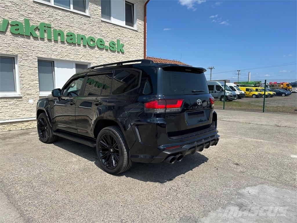 Toyota Land Cruiser VIN 466 Carros