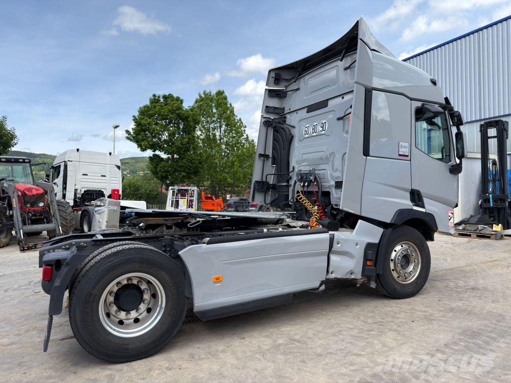 Renault T 480 ∗ACCIDENTE∗DAMAGED∗UNFALL∗ Trækkere