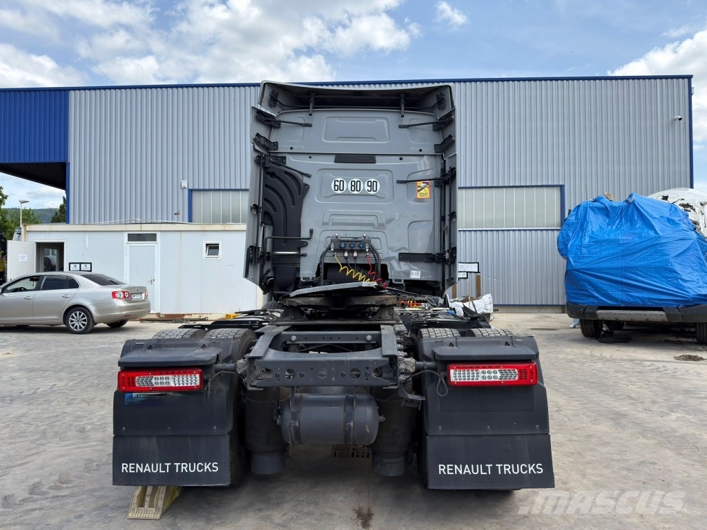 Renault T 480 ∗ACCIDENTE∗DAMAGED∗UNFALL∗ Trækkere
