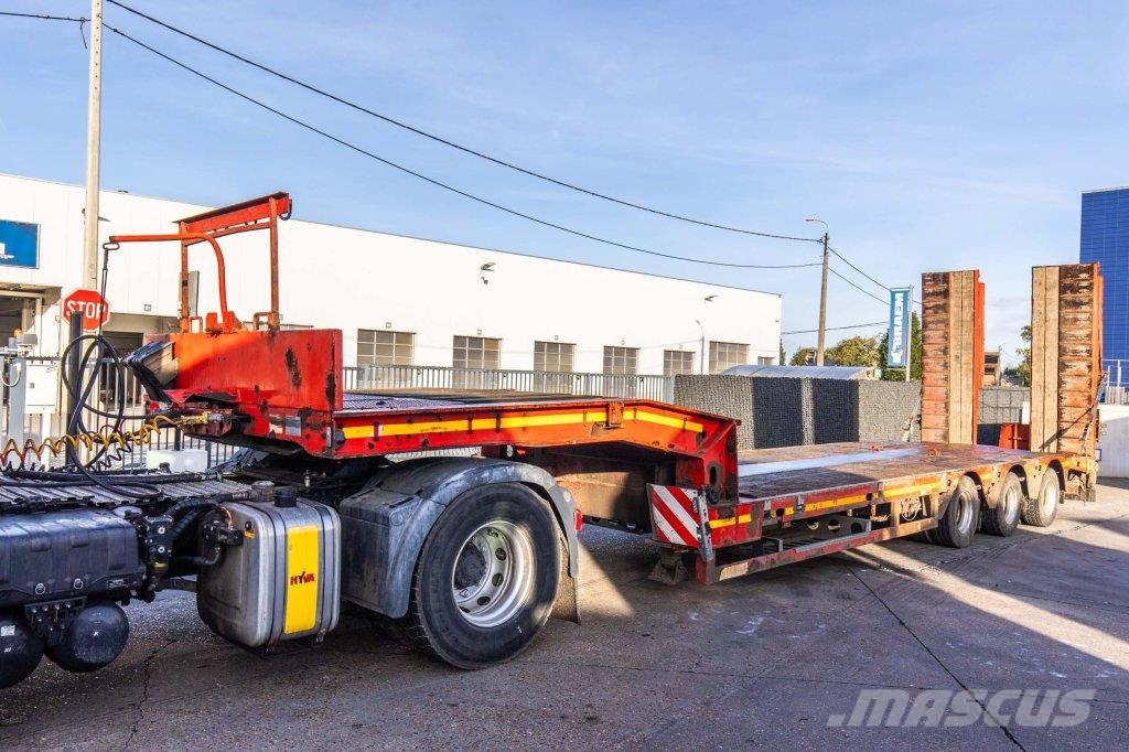 Faymonville STN-3U - 62 500 KG Low loader-semi-trailers