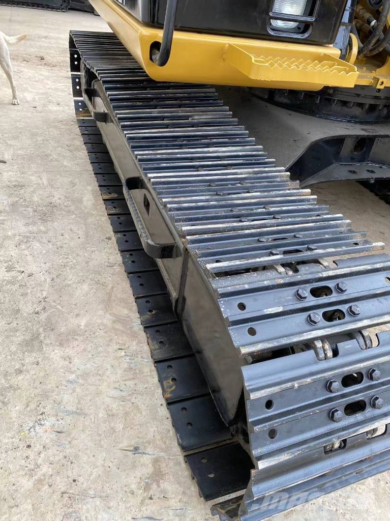 CAT 313 D Gravemaskiner på larvebånd
