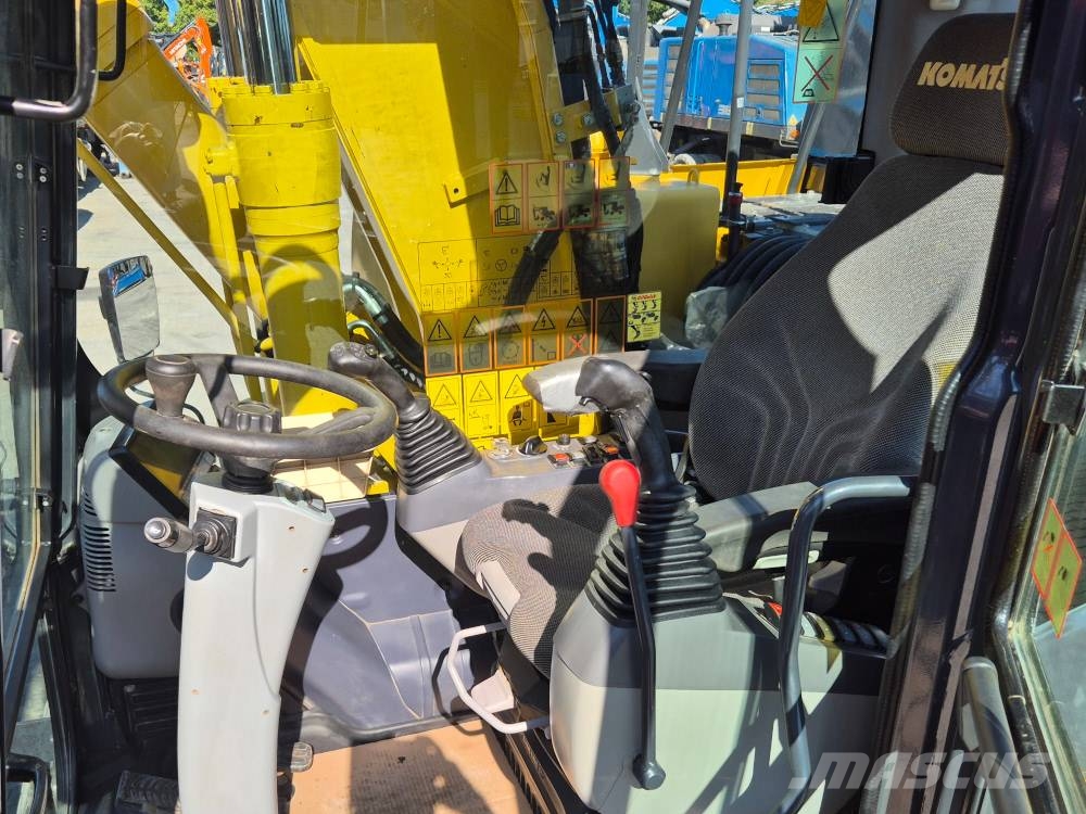 Komatsu PW 180-11 Pelle sur pneus