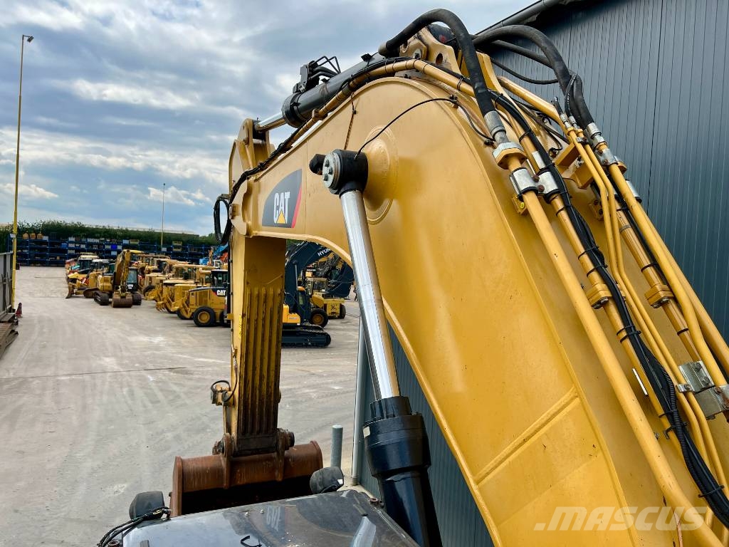 CAT 374FL ME | U/C 70%! Rupsgraafmachines