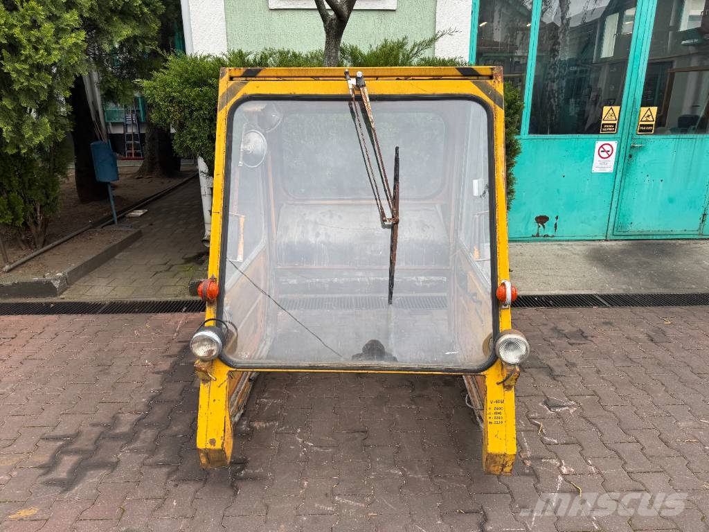 Balkancar DV1784-94 CABIN W-1037 Ohjaamo ja sisusta