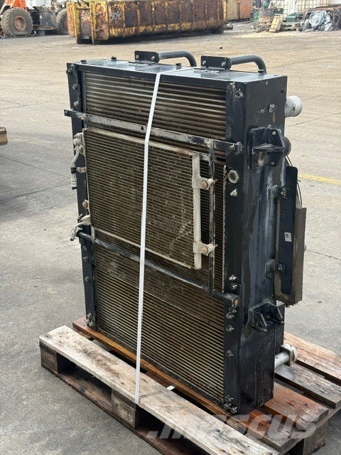 Doosan DL 250-5 USED COOLER Radiatorer