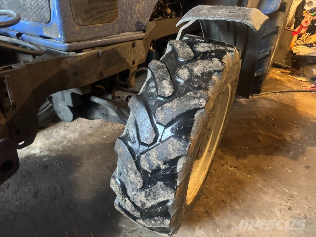Farmtrac 675DT Трактори