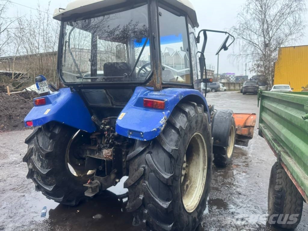 Farmtrac 675DT Трактори