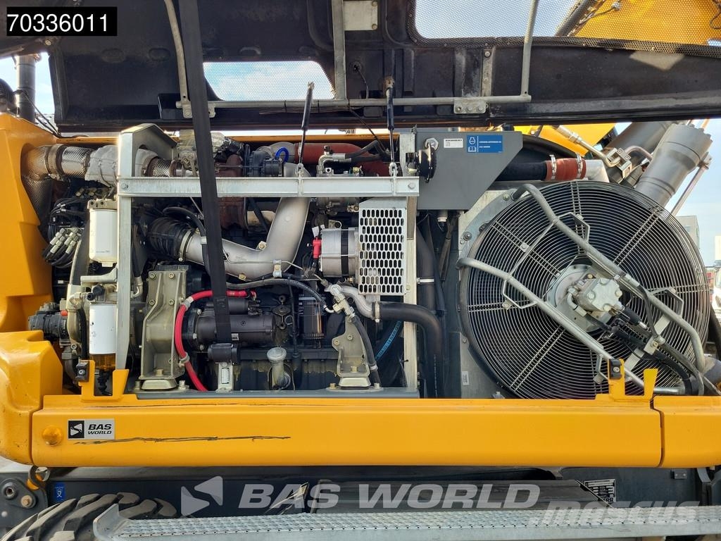 Liebherr A918 ホイール式油圧ショベル（パワーショベル・ユンボ・バックホー）