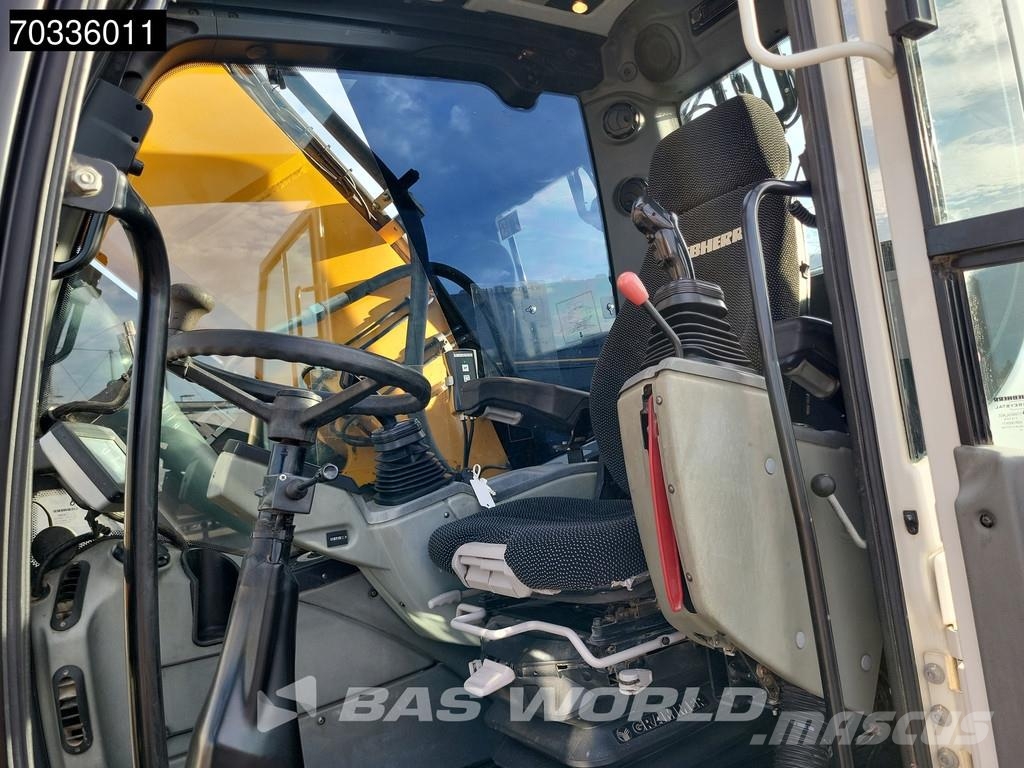 Liebherr A918 ホイール式油圧ショベル（パワーショベル・ユンボ・バックホー）