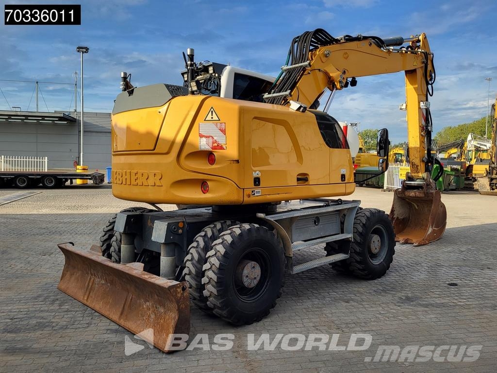 Liebherr A918 ホイール式油圧ショベル（パワーショベル・ユンボ・バックホー）
