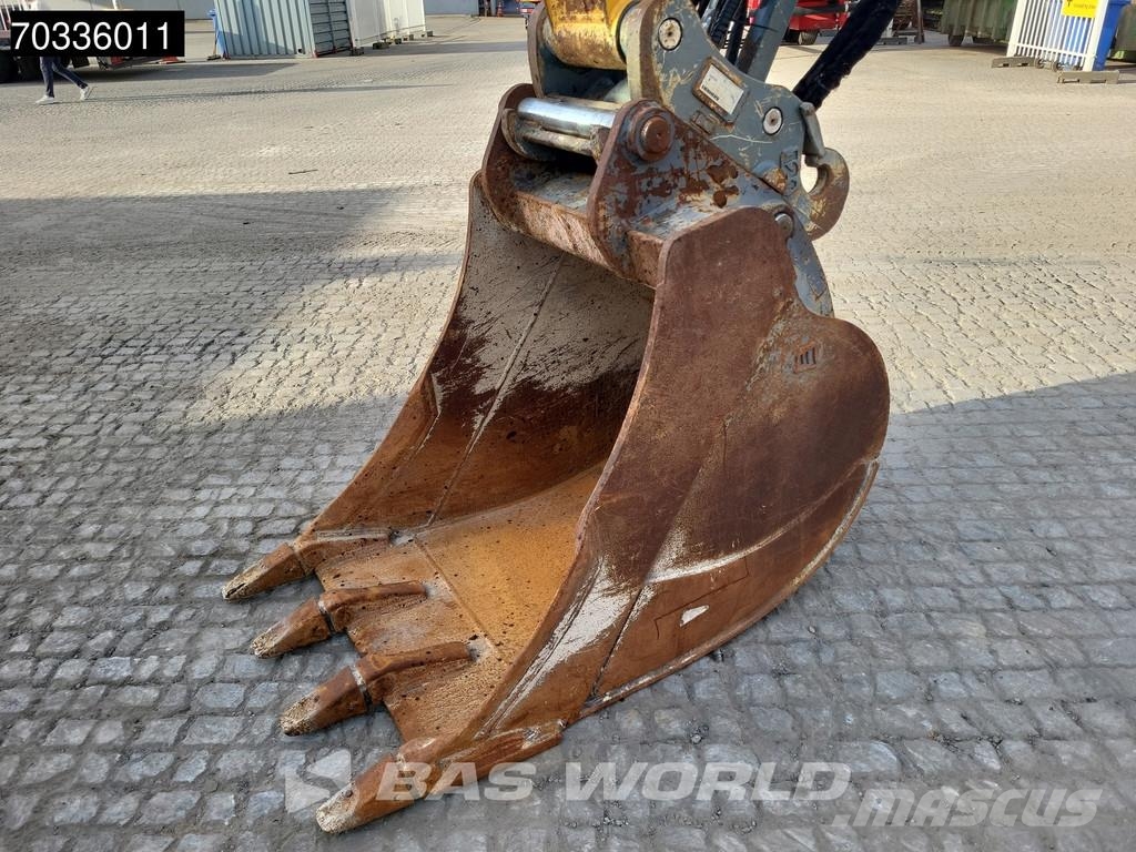 Liebherr A918 ホイール式油圧ショベル（パワーショベル・ユンボ・バックホー）