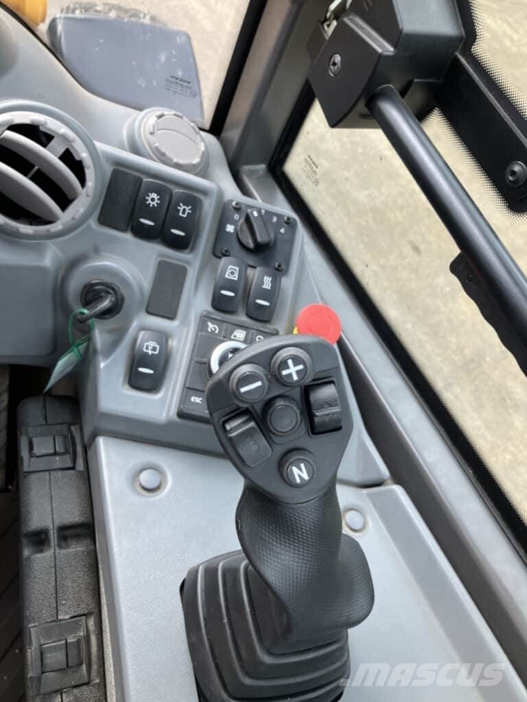 Volvo JL20H Electric Skid steer mini utovarivači