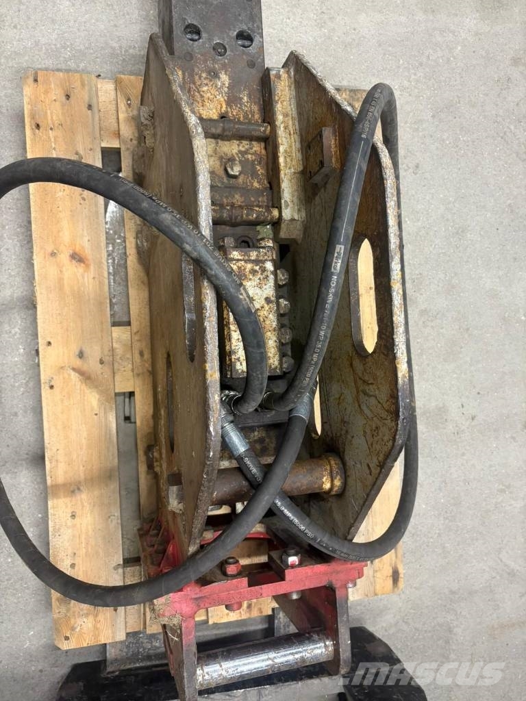 Huppi 402 Marteau hydraulique