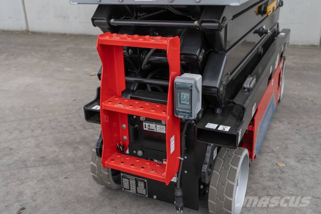 Manitou SE 1008 Škarjaste dvižne ploščadi